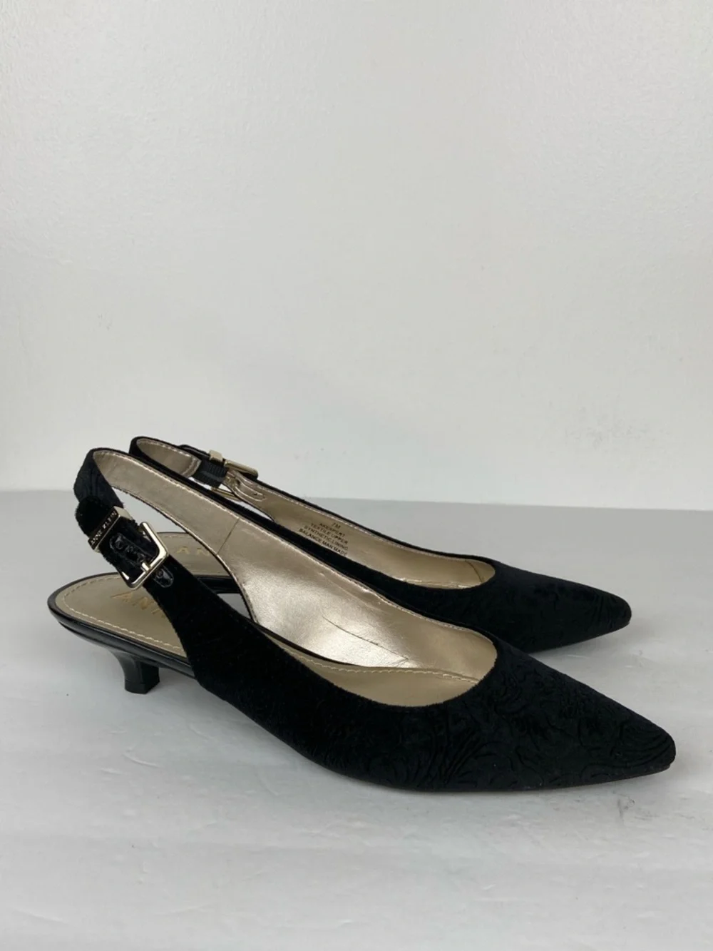 Anne Klein Expert Velvet Pump Shoes Size 7 M Black Sling Back Preppy Elegant - Picture 3 of 12
